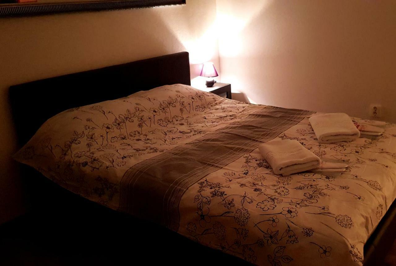 Central Apartment Dumdix Brasov Luaran gambar